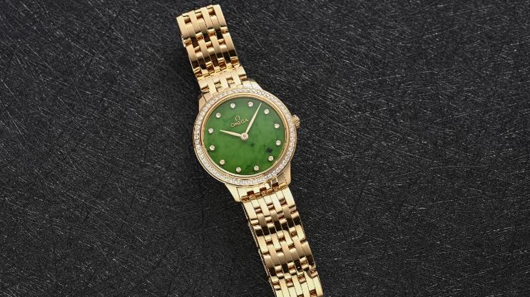 <b>欧米茄全金碧玉盘碟飞 北京SKP现货在售 仅此一枚</b>