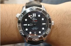 巧手修复：欧米茄表壳破裂的妙计