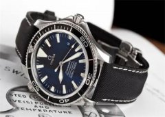 欧米茄手表进灰了如何修复